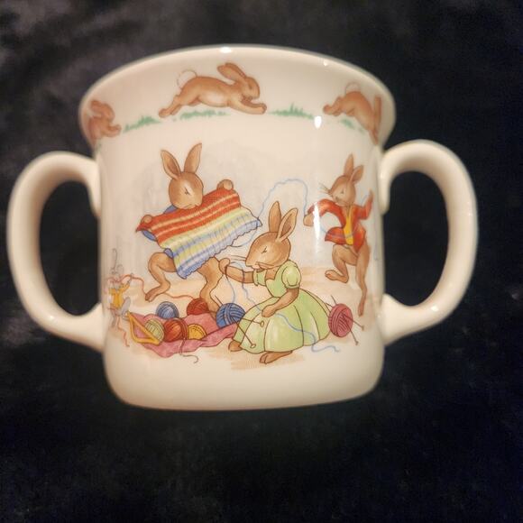 Vintage Royal Doulton Bunnykins Porridge Bowl & 2 Handle Cup - Picture 3 of 6